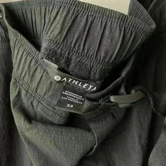 Athleta Trekkie convertible hike pant women’s size 22 black performance material - Picture 4 of 9
